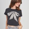 Cropped Tees Girl Dangerous | Bow Black Baby Tee