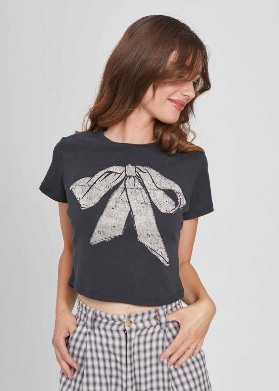 Cropped Tees Girl Dangerous | Bow Black Baby Tee