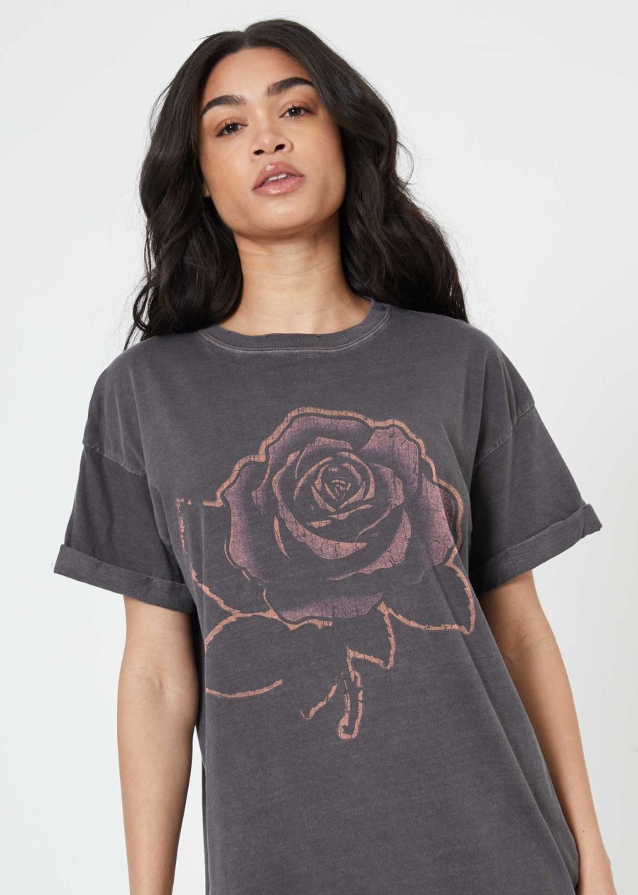 Tees Girl Dangerous | Rose Stencil Black Boyfriend Tee