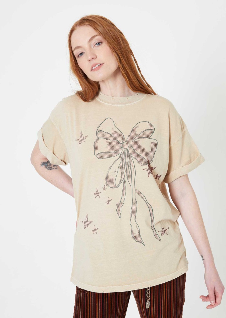 Tees Girl Dangerous | Bow & Stars Sand Boyfriend Tee